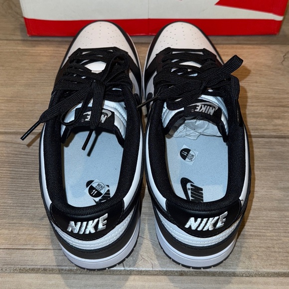 Nike SB Dunks Panda Low - Men’s Size 11 - Brand New - Never Worn - With Box - Picture 6 of 8
